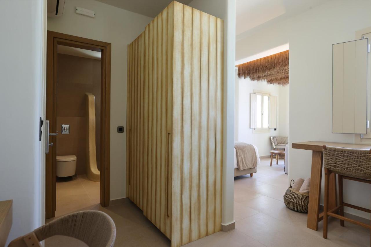 Life Suites Тоурлос Экстерьер фото